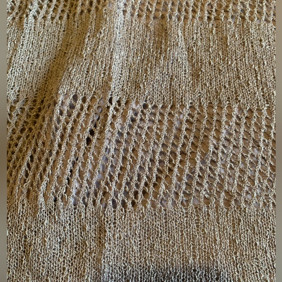 Le Chateau sweater - Picture 4 of 4